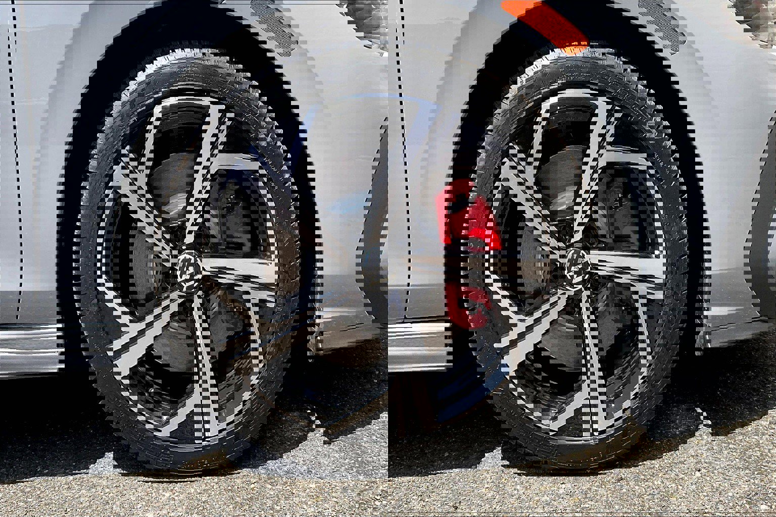 New 2025 Volkswagen GTI SE image 10