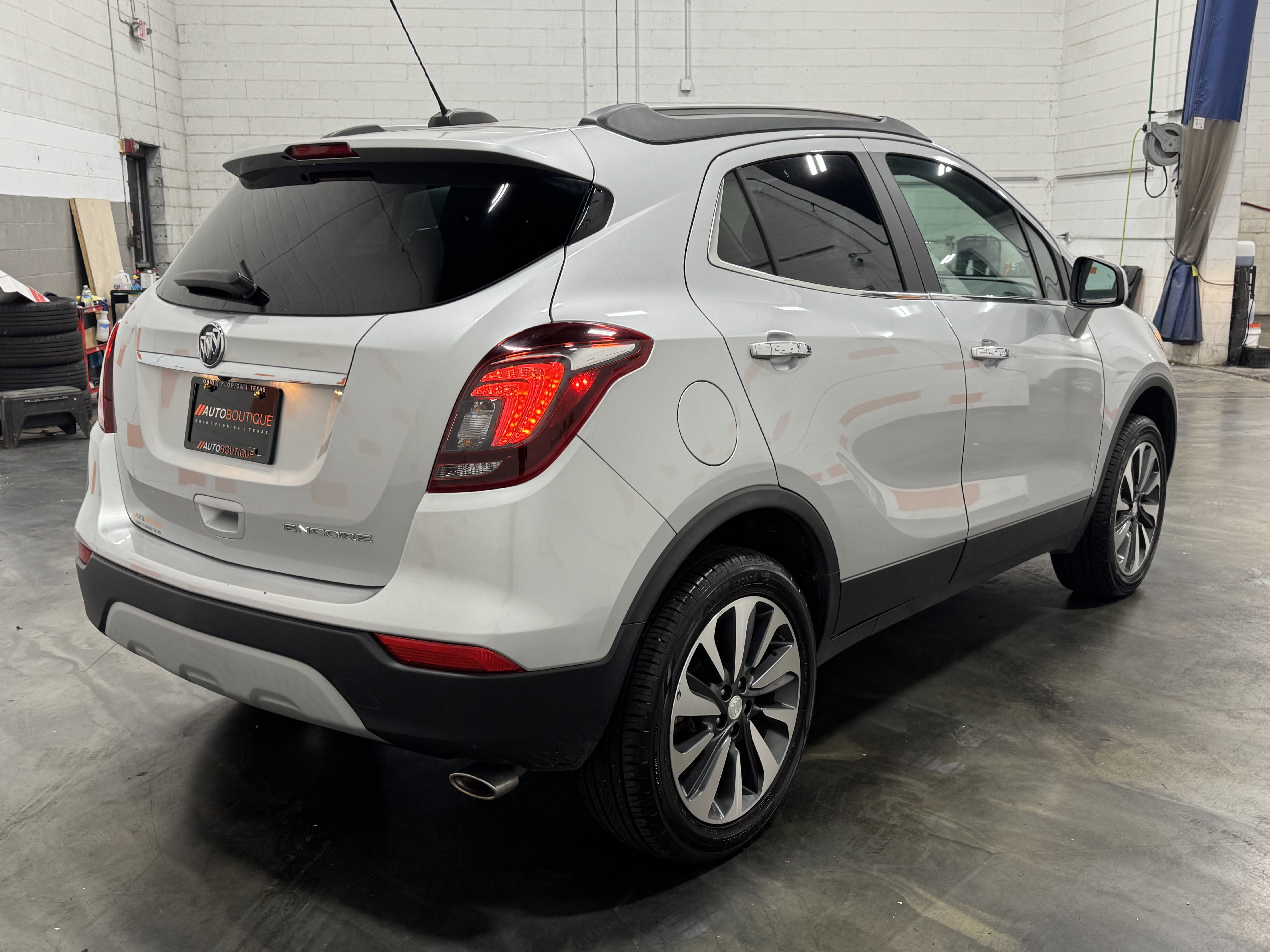 Used 2021 Buick Encore Preferred w/ Safety Package image 12