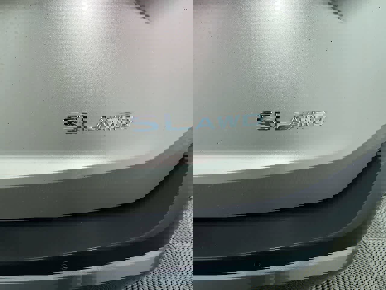 Used 2023 Nissan Rogue SL w/ SL Premium Package image 12