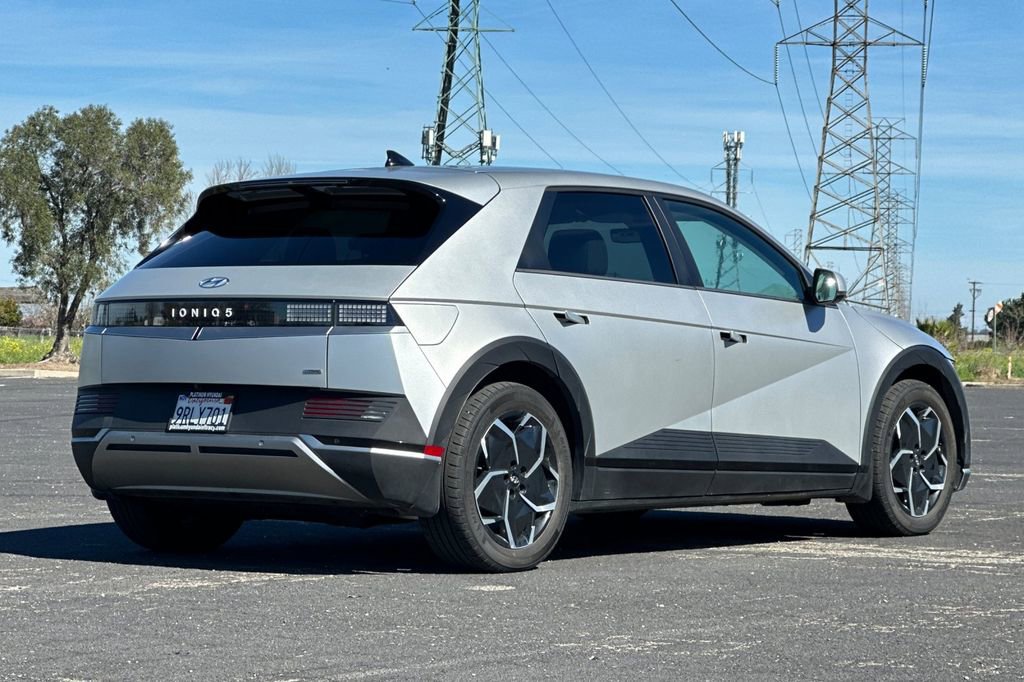 Used 2023 Hyundai Ioniq 5 SEL w/ Cargo Package image 4