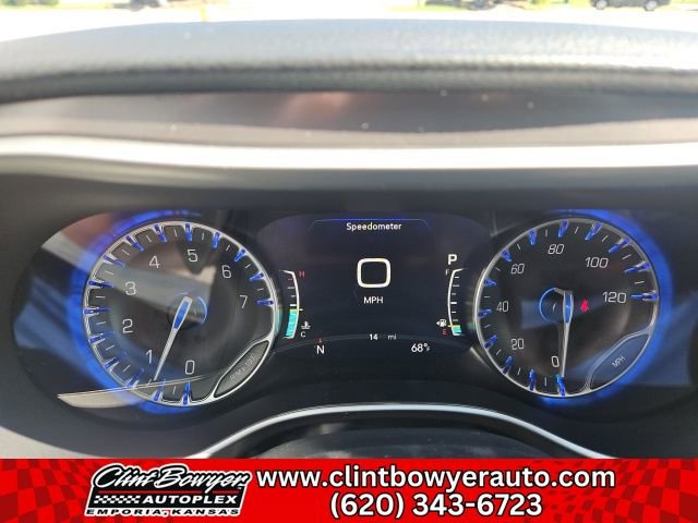 New 2025 Chrysler Pacifica Select image 17