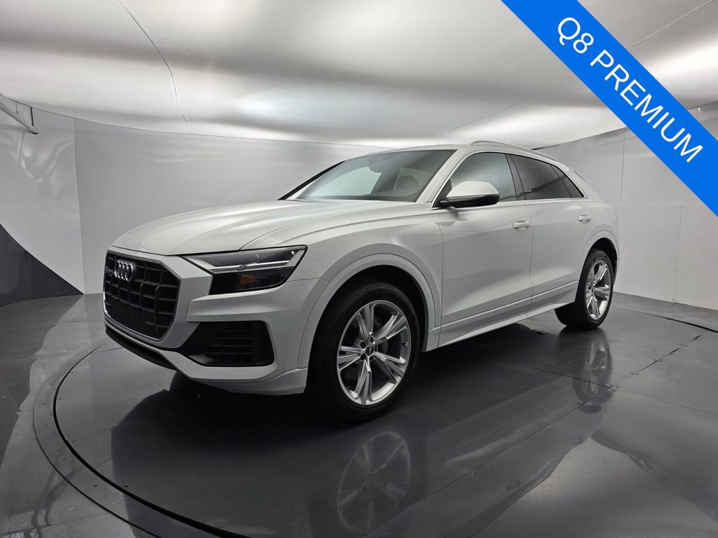 Used 2019 Audi Q8 Premium image 8
