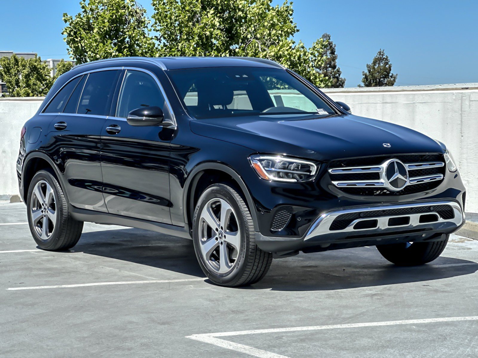 Used 2022 Mercedes-Benz GLC 300 4MATIC image 10