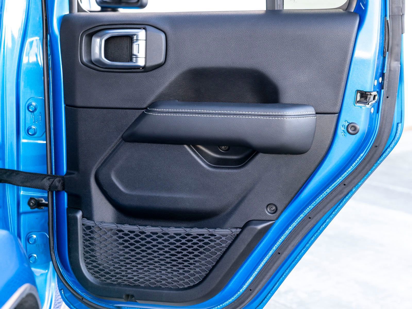 Used 2023 Jeep Wrangler Unlimited Sahara image 23