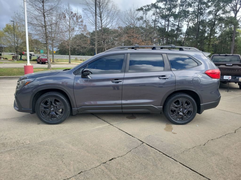 Used 2023 Subaru Ascent Onyx Edition Limited image 2