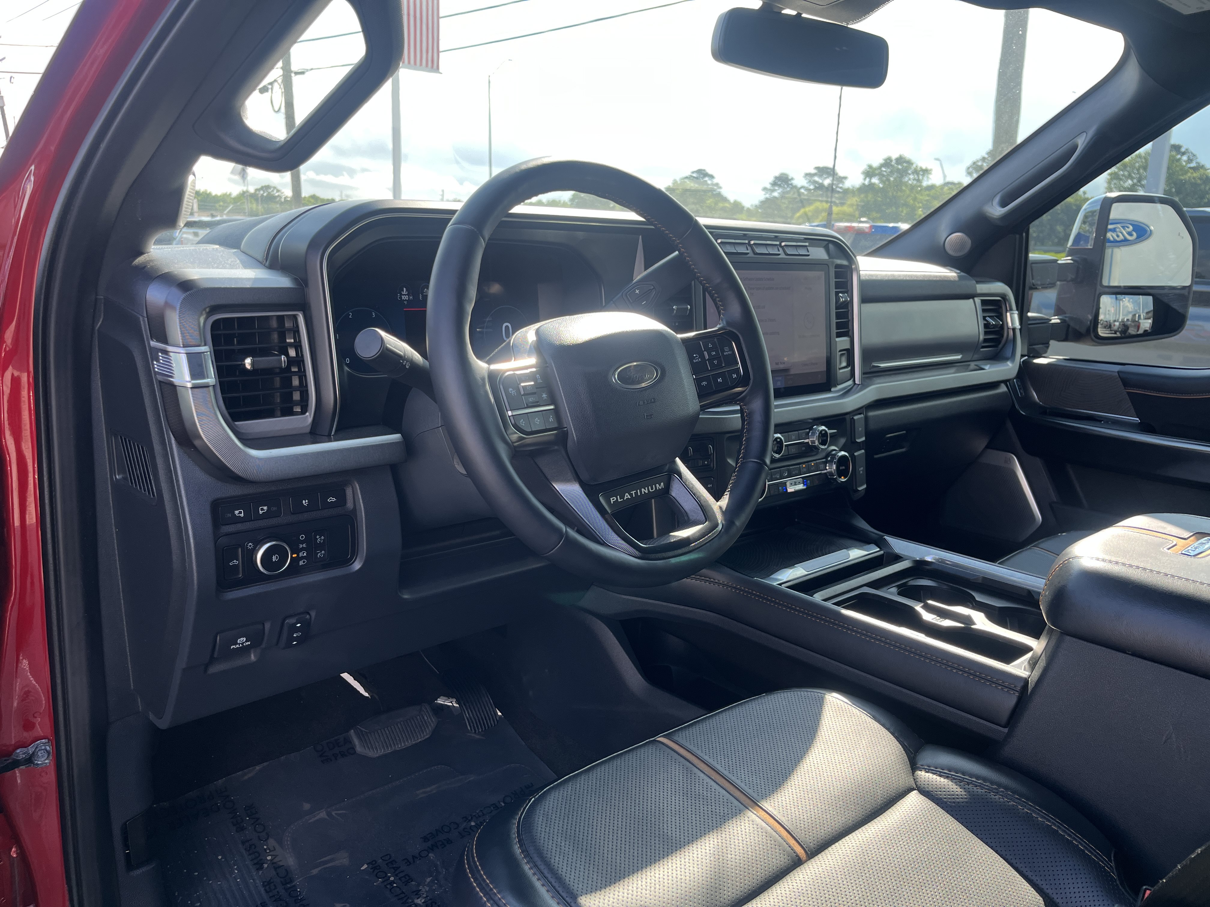 Used 2024 Ford F250 Platinum AWD/4WD image 14