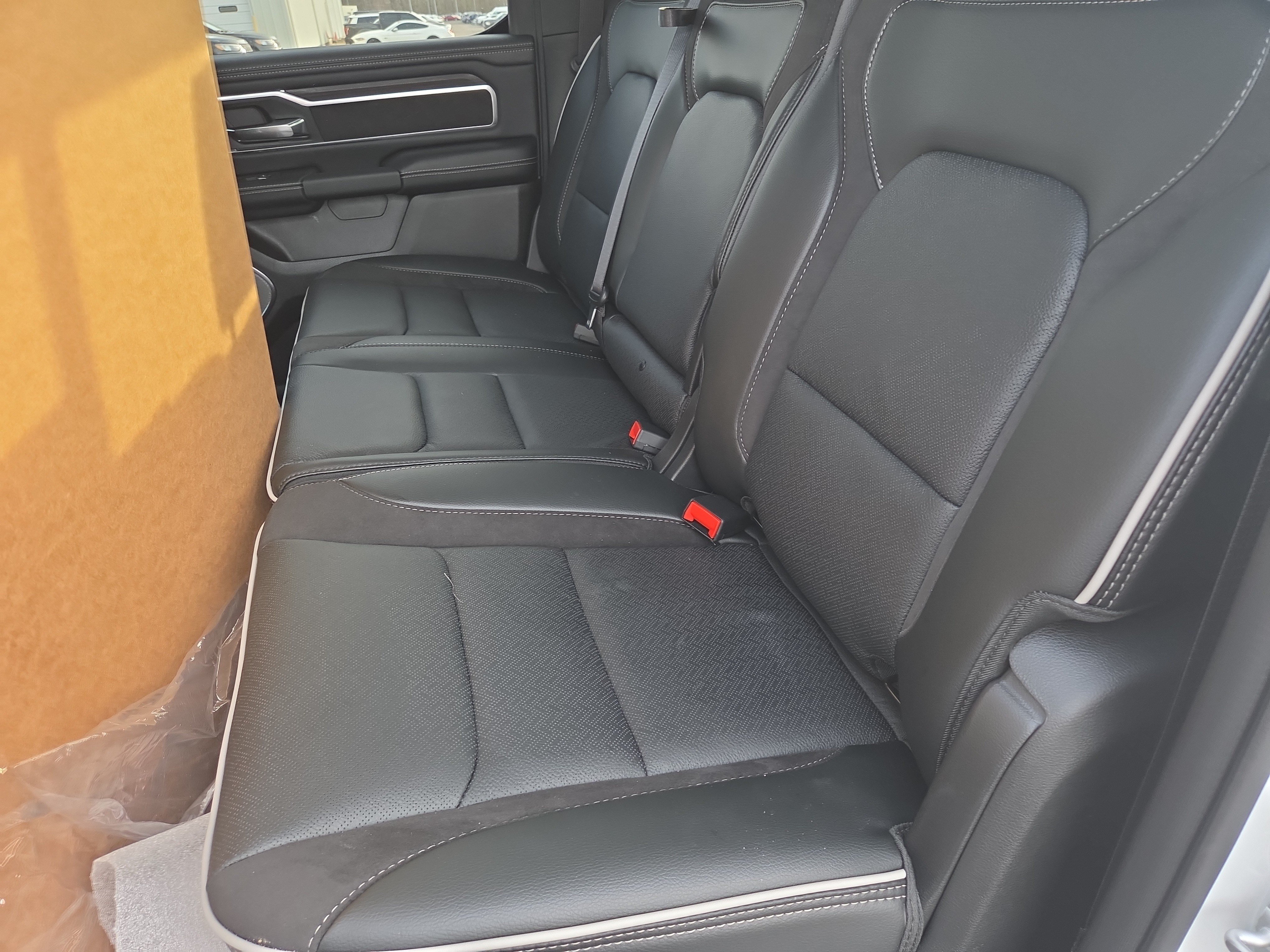 New 2026 RAM 1500 Laramie w/ Night Edition AWD/4WD image 7