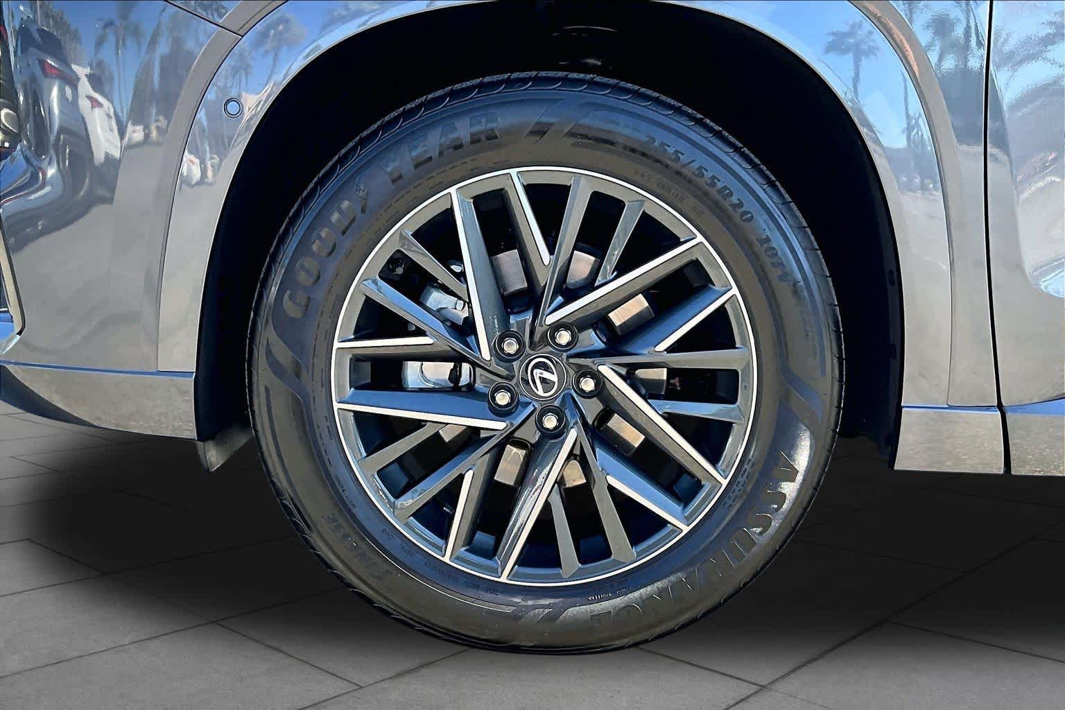 Used 2025 Lexus TX 350 FWD w/ Technology Package image 10