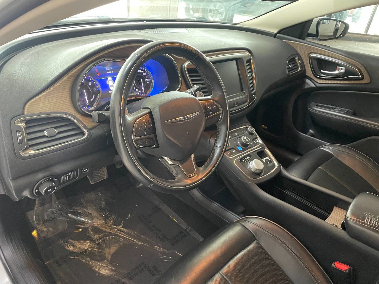 Used 2016 Chrysler 200 C w/ Premium Group image 16