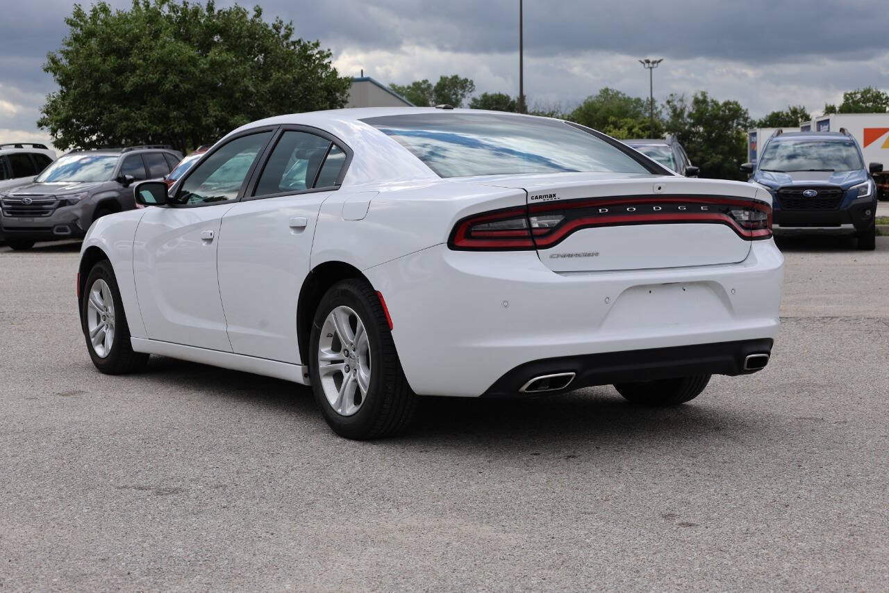 Used 2022 Dodge Charger SXT w/ Driver Convenience Group RWD image 11