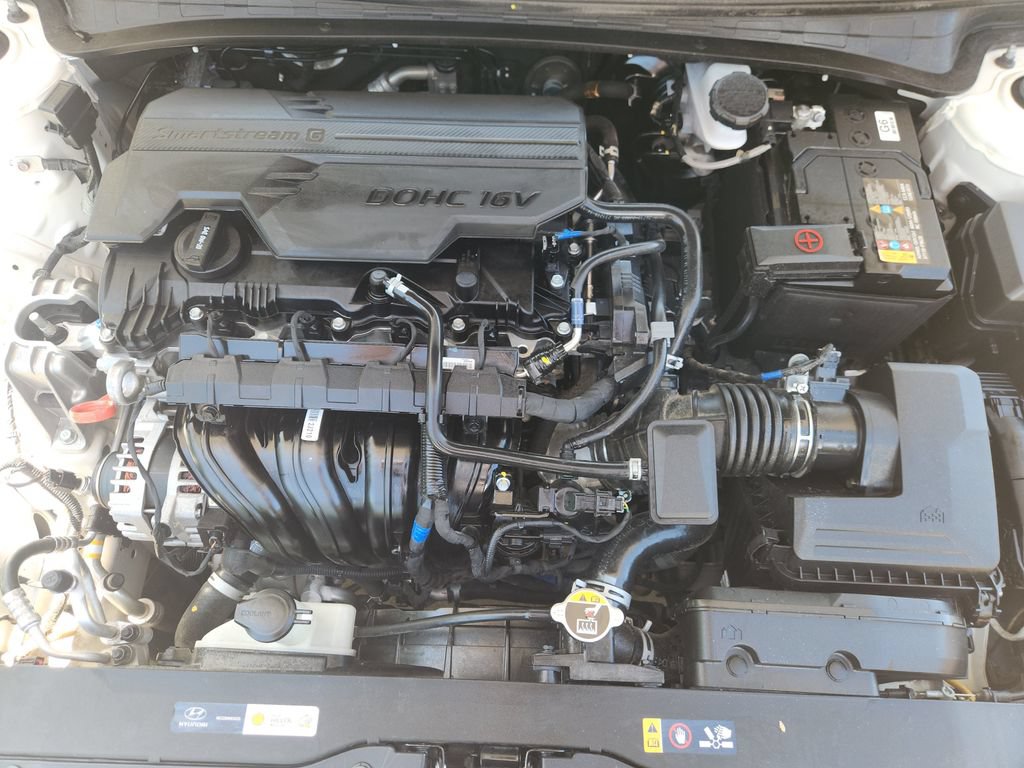 Used 2024 Hyundai Elantra Limited FWD image 23