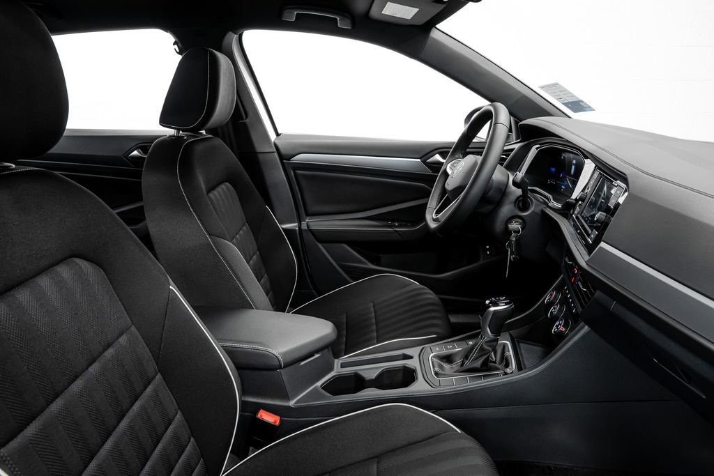 Used 2024 Volkswagen Jetta Sport FWD image 28