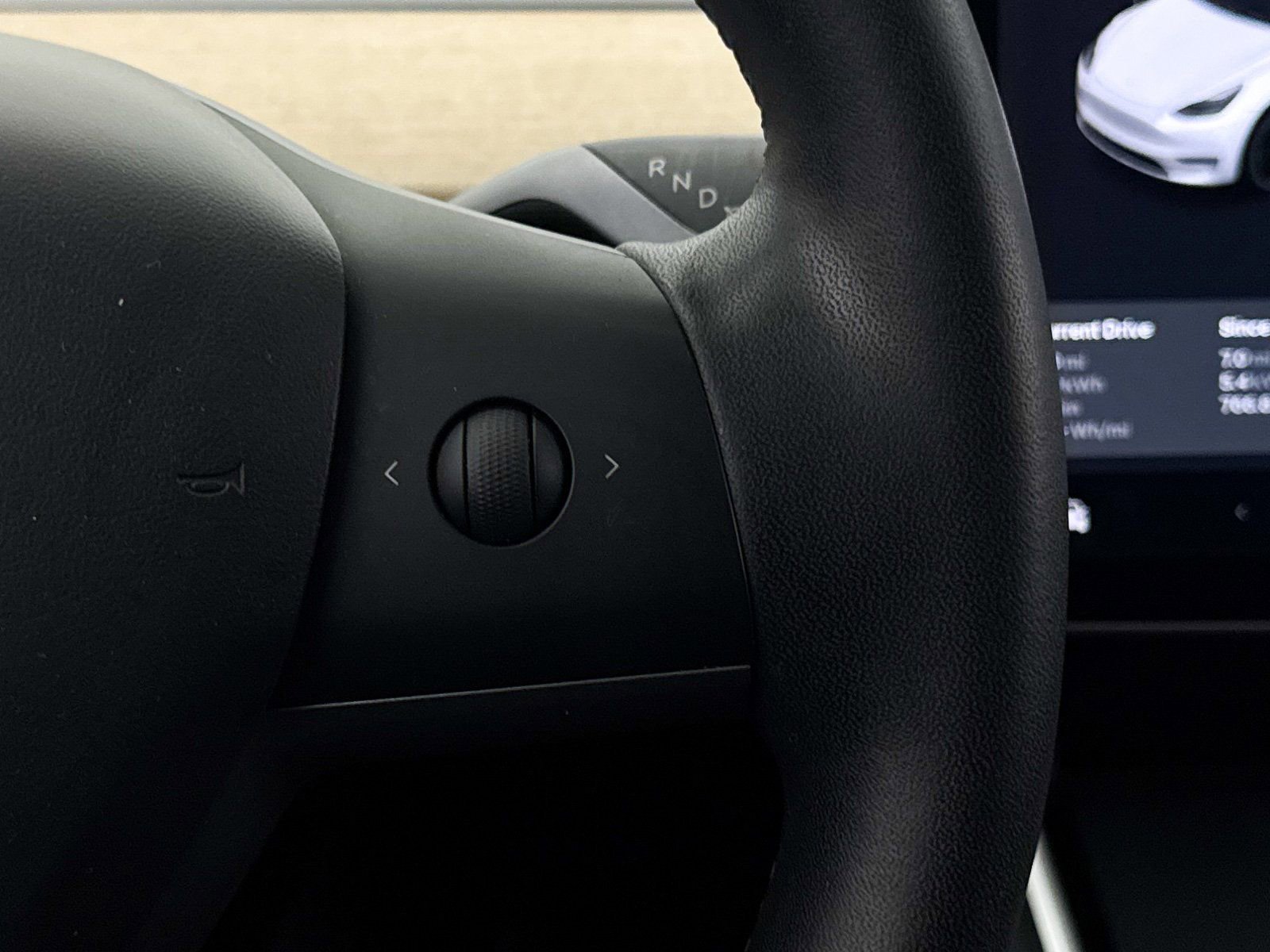 Used 2020 Tesla Model Y Long Range image 37