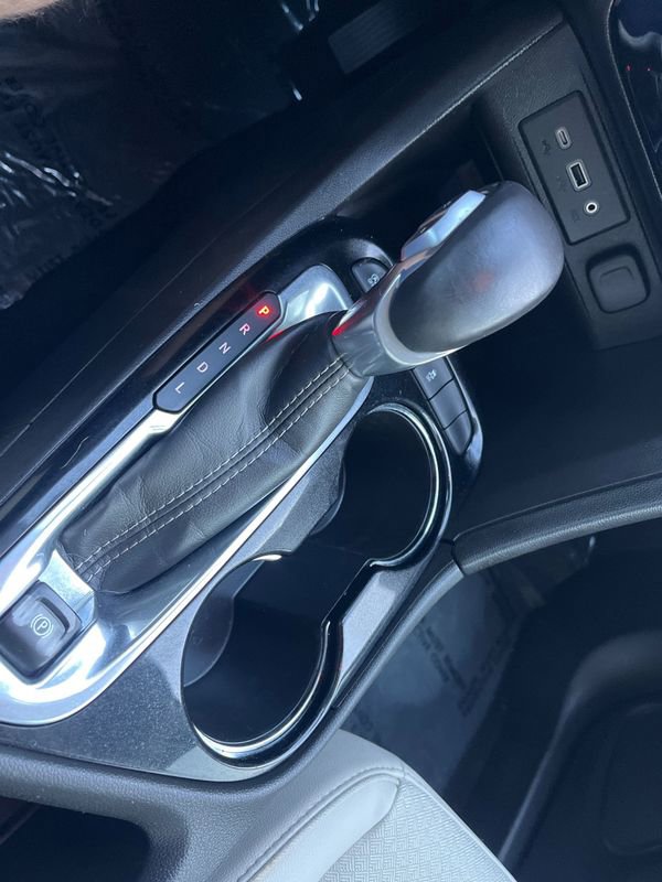 Used 2021 Buick Encore GX Preferred image 24