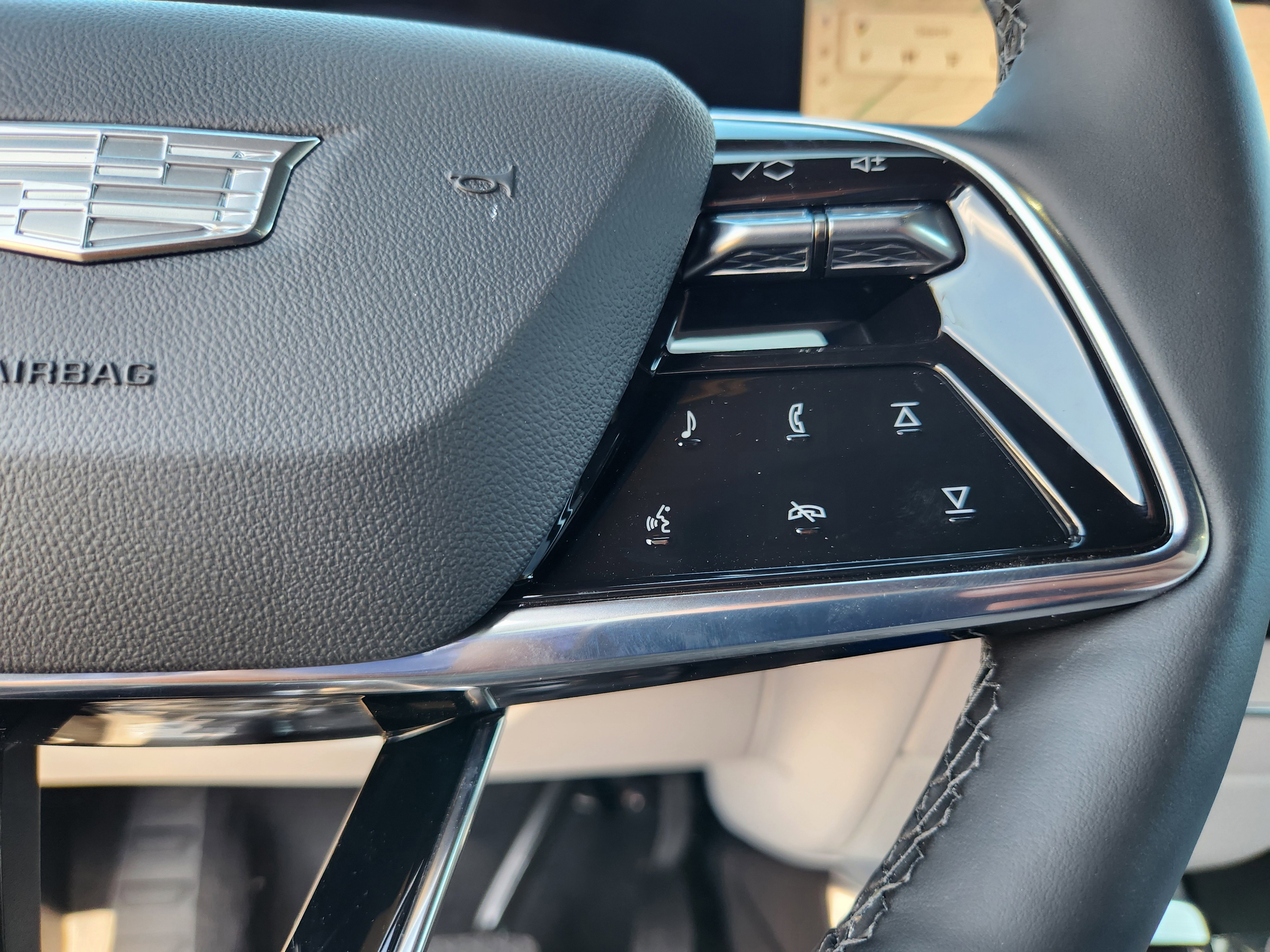 New 2025 Cadillac Lyriq Sport RWD image 33