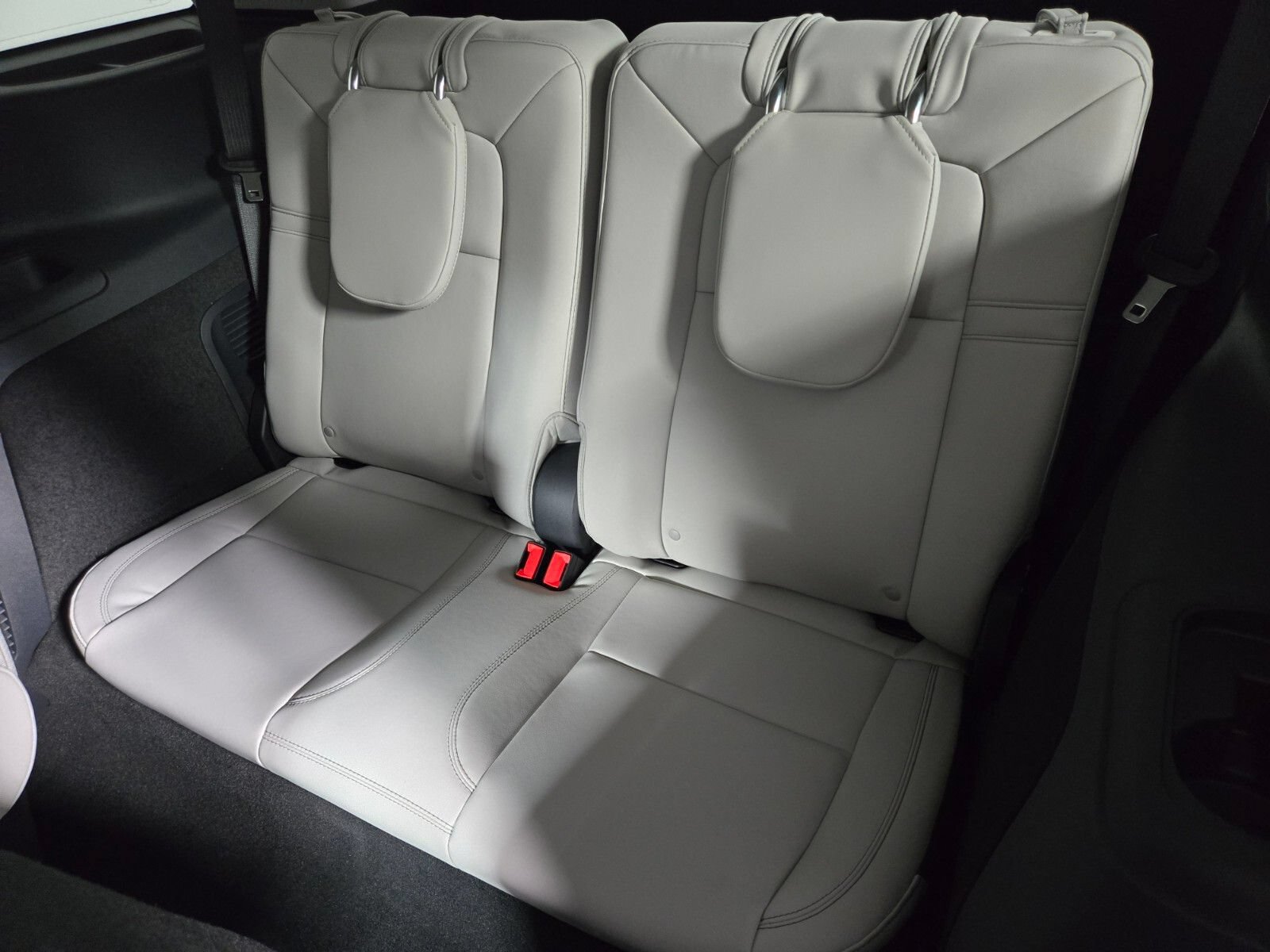 New 2026 Lincoln Aviator AWD image 15