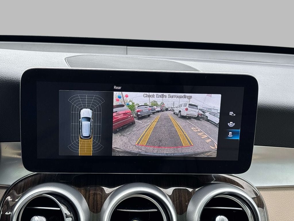 Used 2021 Mercedes-Benz GLC 300 4MATIC image 22