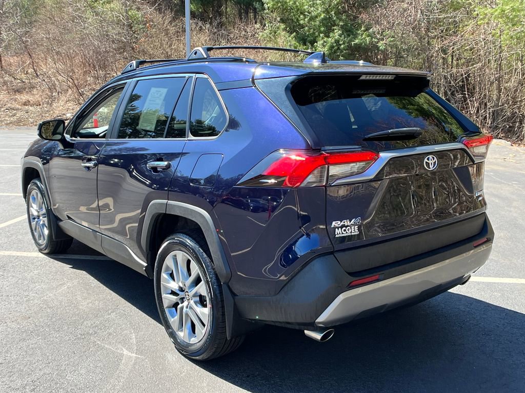 Used 2022 Toyota RAV4 Limited image 3