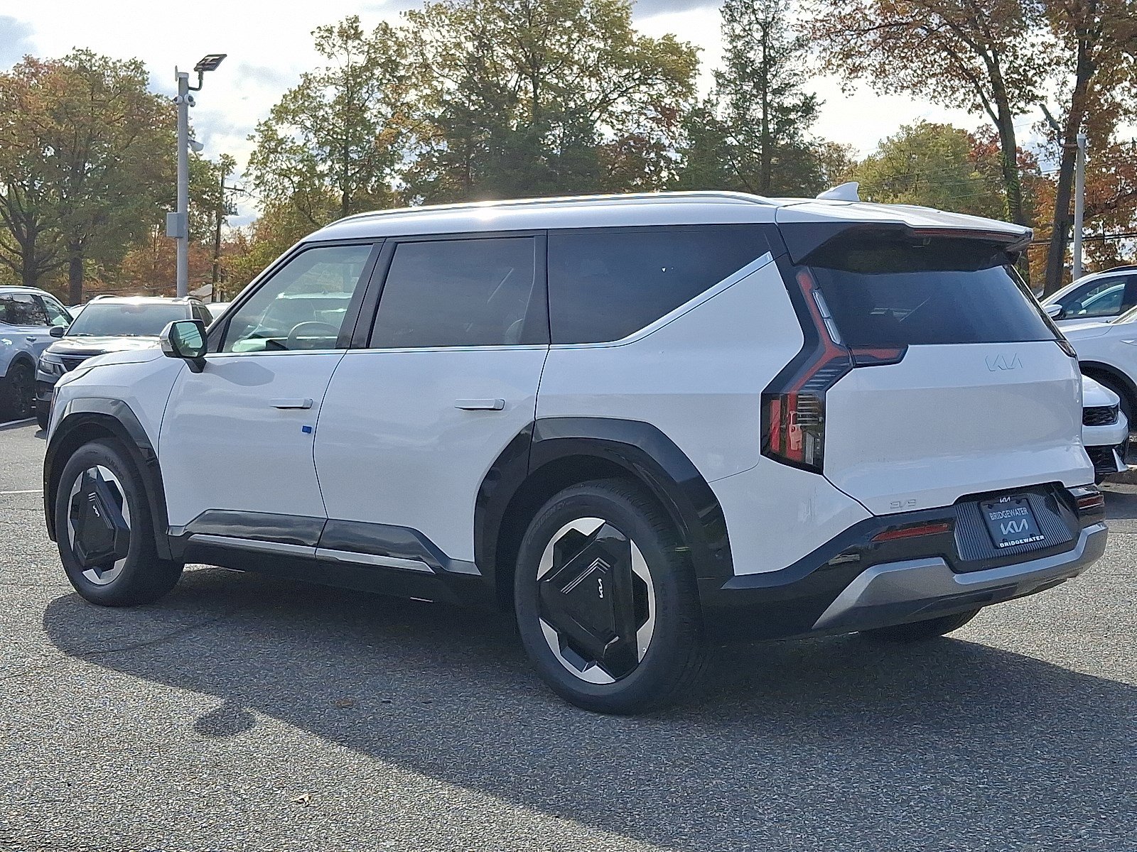 New 2026 Kia EV9 Land image 3