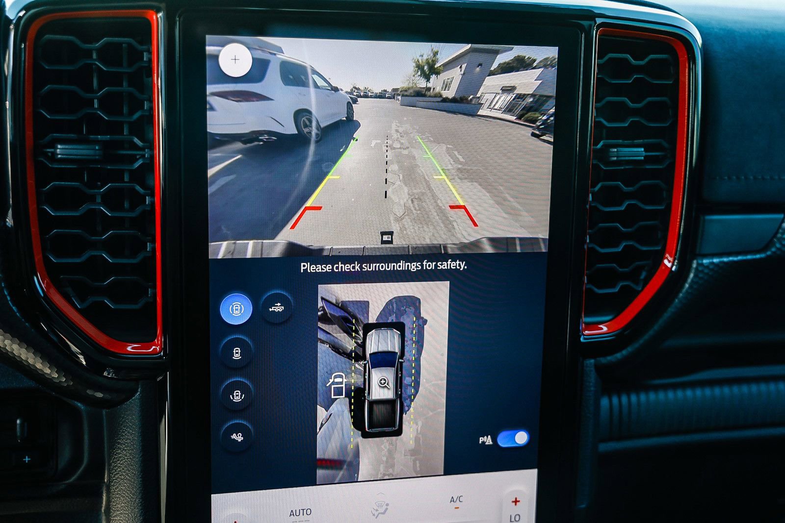 Used 2025 Ford Ranger Raptor image 23