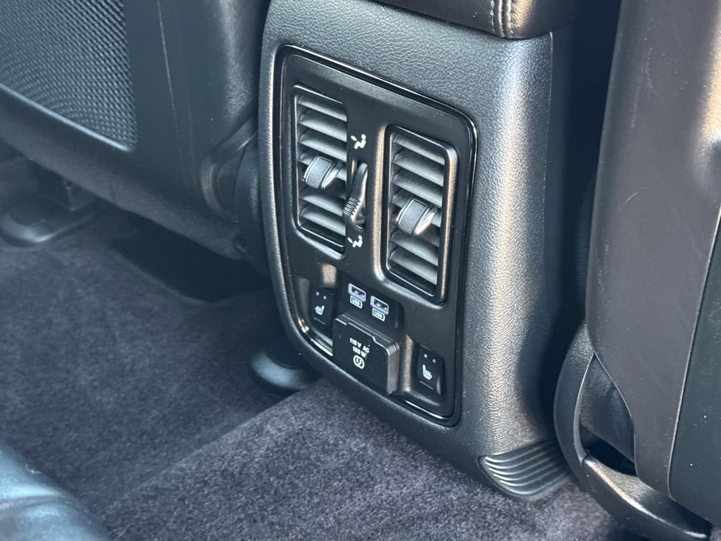 Used 2018 Jeep Grand Cherokee High Altitude AWD/4WD image 19