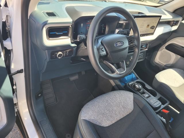 Certified 2025 Ford Maverick XLT w/ Equipment Group 302A AWD/4WD image 9