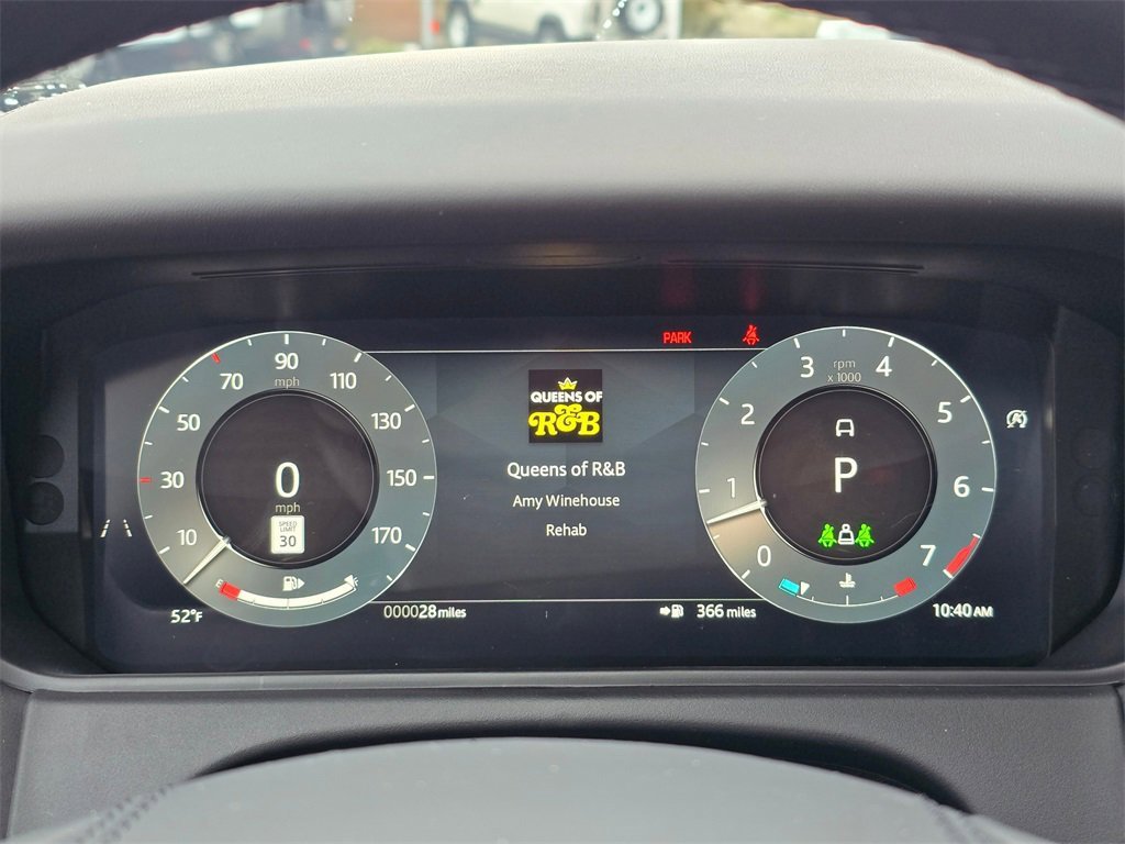 New 2026 Land Rover Range Rover Velar Dynamic SE image 11