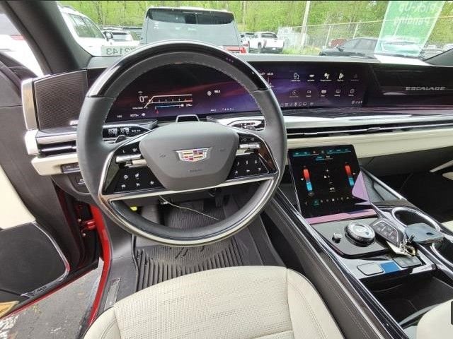 Used 2025 Cadillac Escalade Sport w/ LPO, Floor Liner Package AWD/4WD image 6