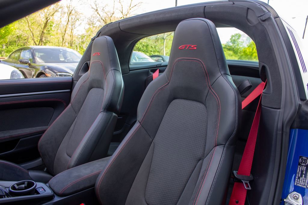 Used 2025 Porsche 911 Targa 4 GTS w/ Premium Package AWD/4WD image 11