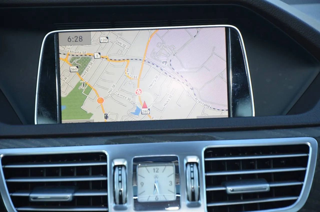 Used 2015 Mercedes-Benz E 350 Sedan image 20