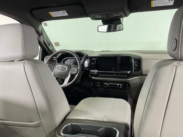 Used 2025 GMC Sierra 2500 SLT w/ SLT Convenience Package AWD/4WD image 16
