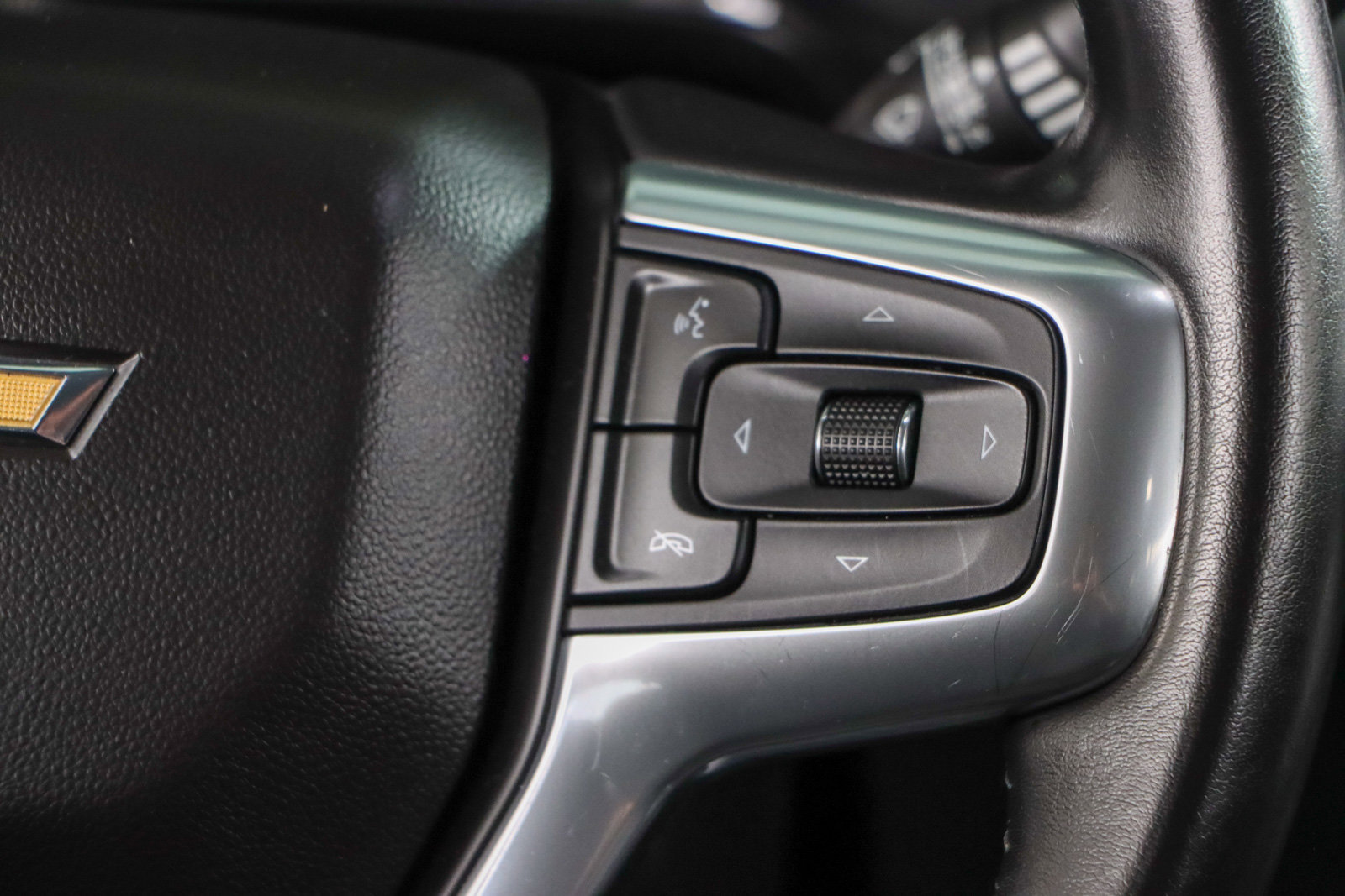 Used 2020 Chevrolet Blazer LT FWD image 14