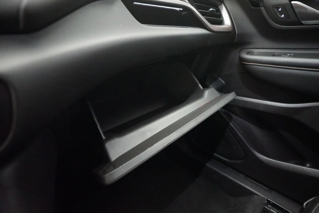 Used 2024 GMC Terrain AT4 AWD/4WD image 29