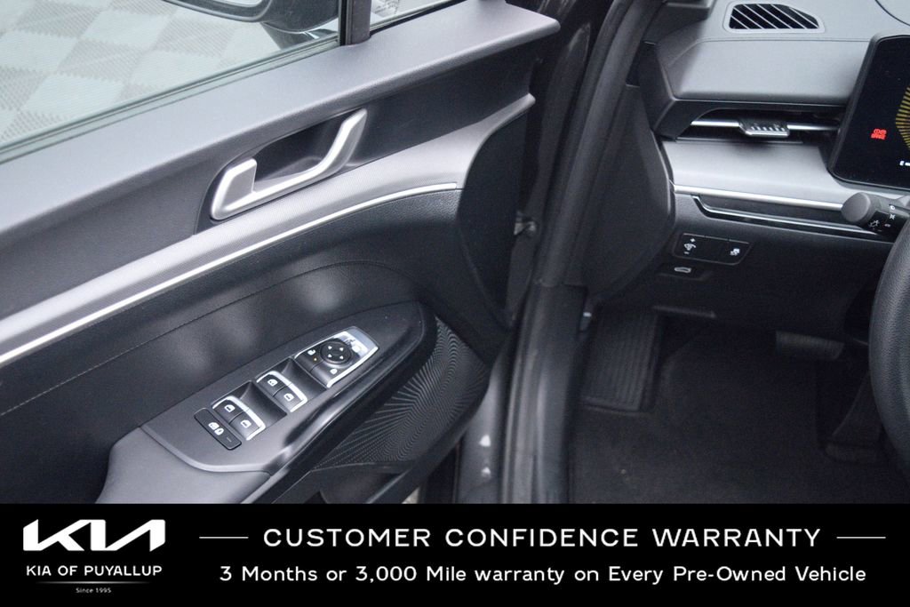 Certified 2025 Kia K5 LXS image 27