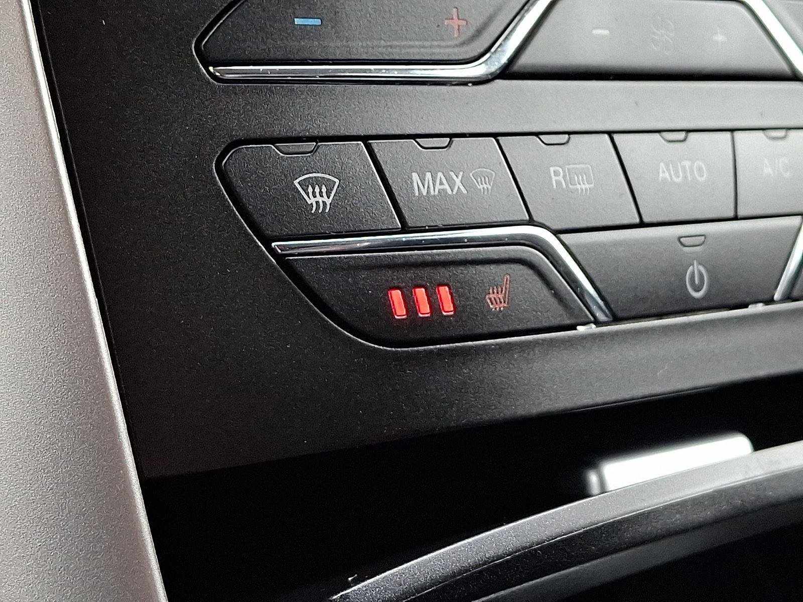 Used 2018 Ford Edge SEL w/ Equipment Group 201A image 25