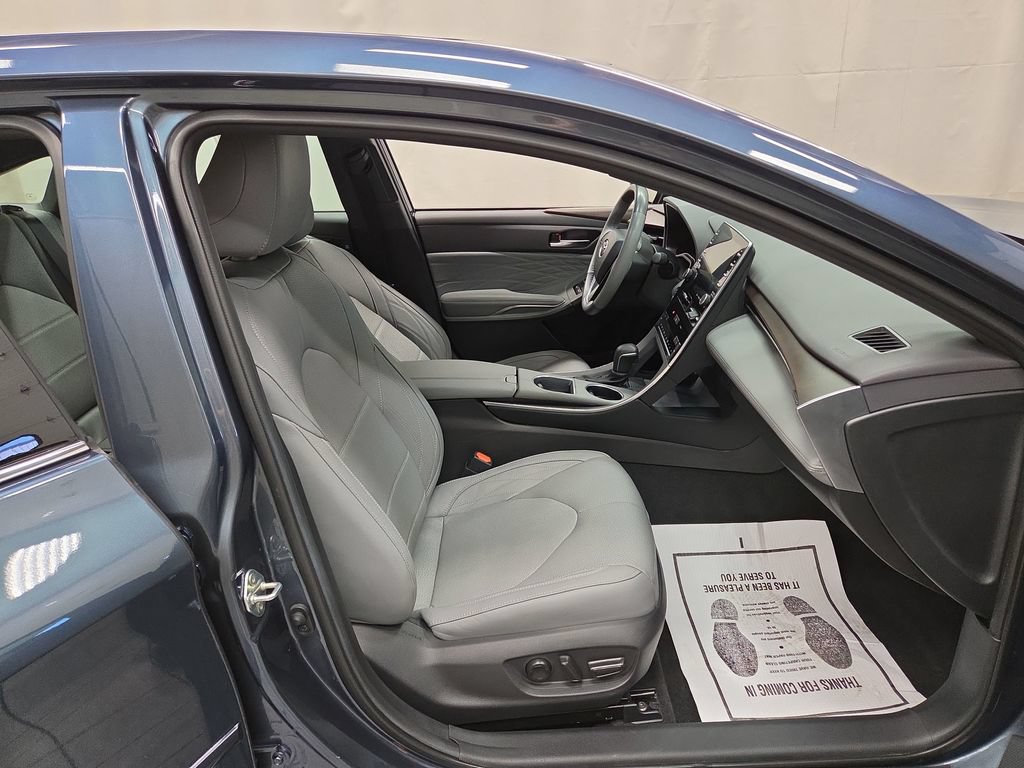 Used 2021 Toyota Avalon Limited w/ Advanced Safety Package AWD/4WD image 11