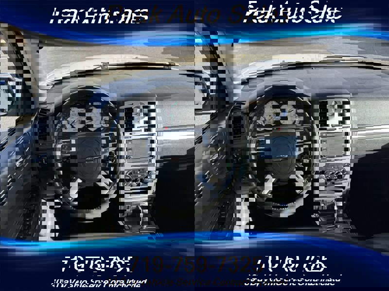 Used 2010 Chrysler 300 Touring image 15