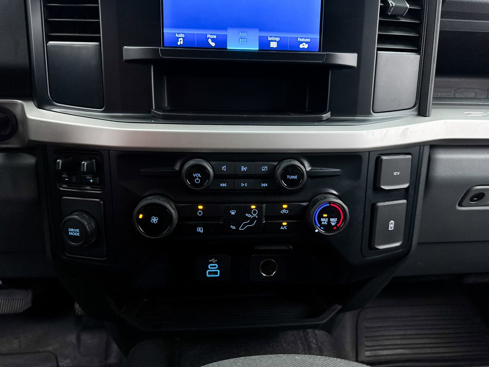 Used 2023 Ford F350 XL w/ XL Chrome Package image 23