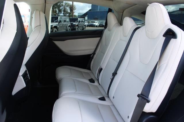 Used 2019 Tesla Model X 75D AWD/4WD image 30