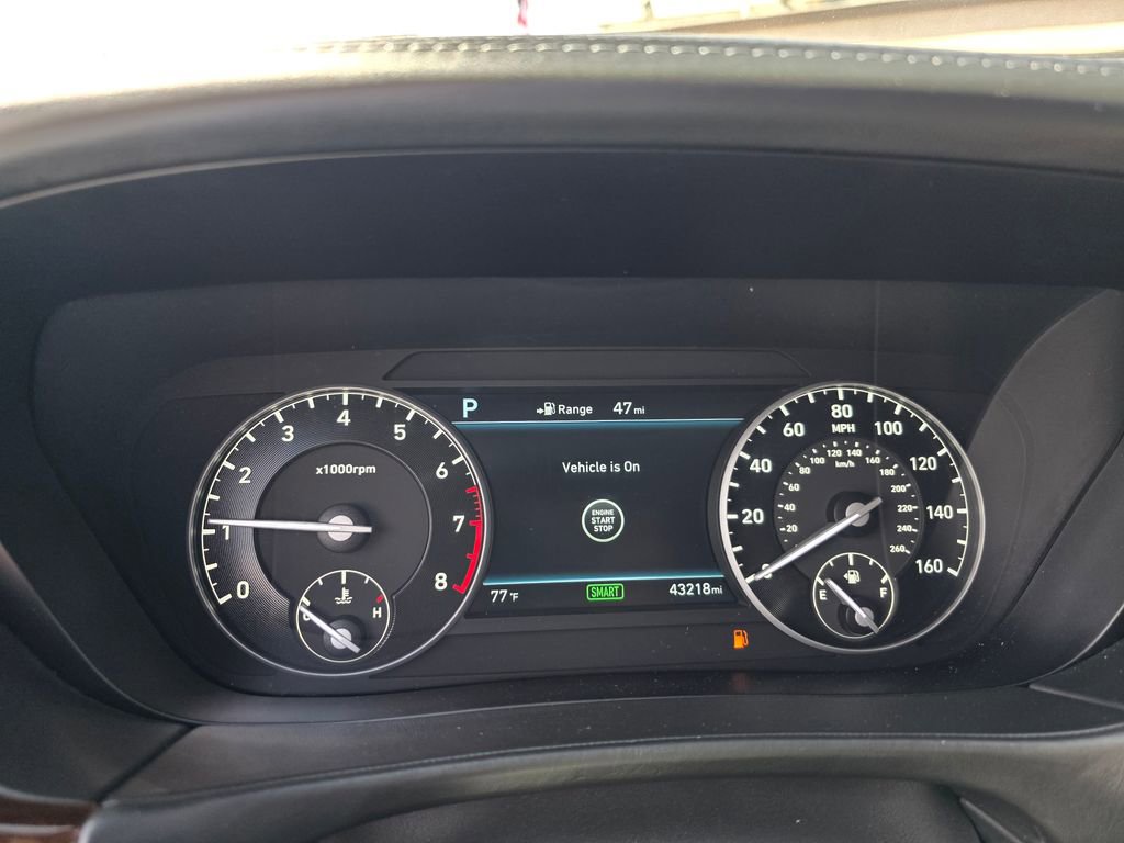 Used 2017 Genesis G90 3.3T Premium image 15