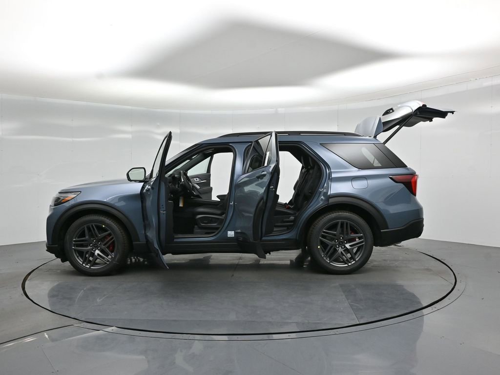New 2026 Ford Explorer ST AWD/4WD image 35