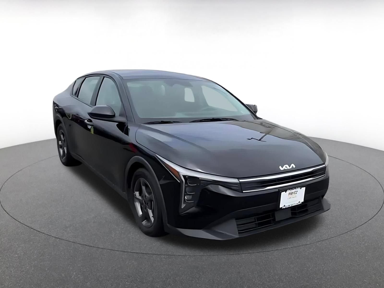 Used 2025 Kia K4 FWD image 3
