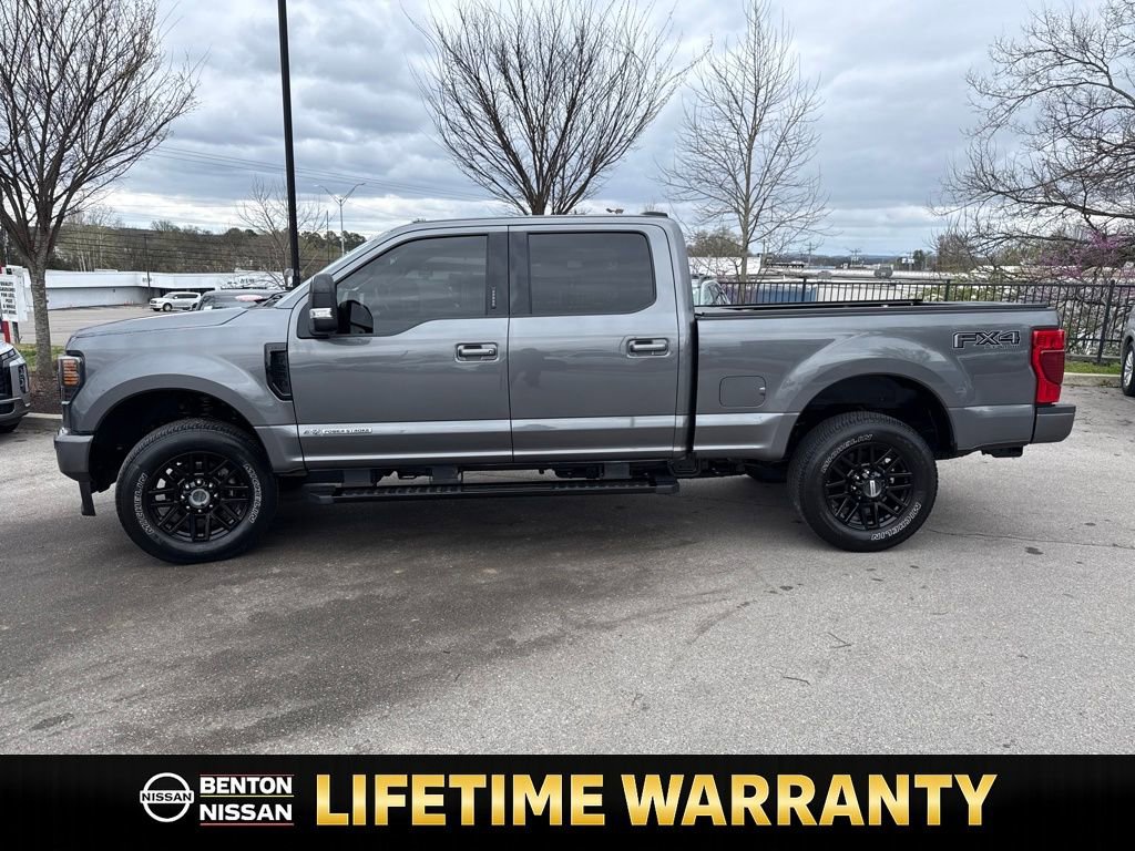 Used 2022 Ford F250 Lariat w/ Black Appearance Package image 5