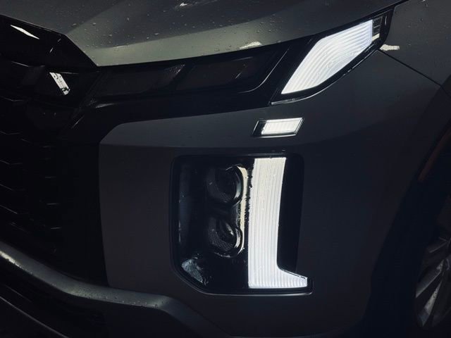 Used 2025 Hyundai Palisade SEL image 2