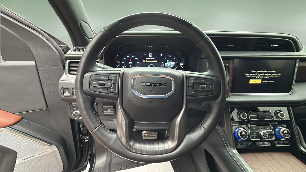 Used 2024 GMC Yukon XL Denali Ultimate AWD/4WD image 29