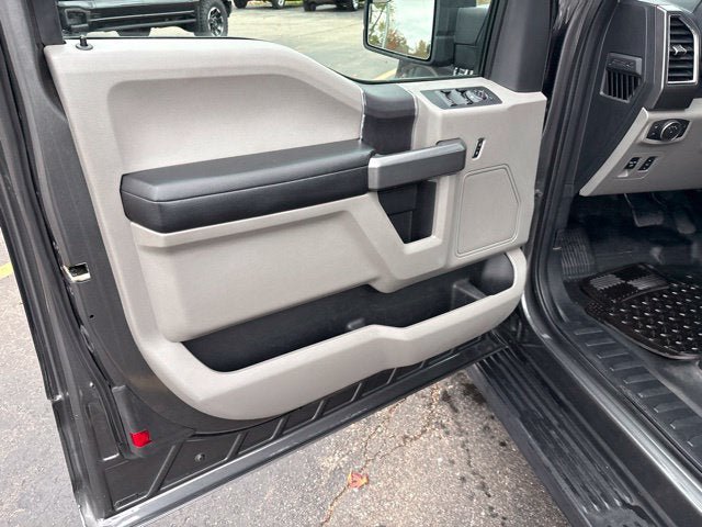 Used 2015 Ford F150 XLT w/ Equipment Group 301A Mid AWD/4WD image 18
