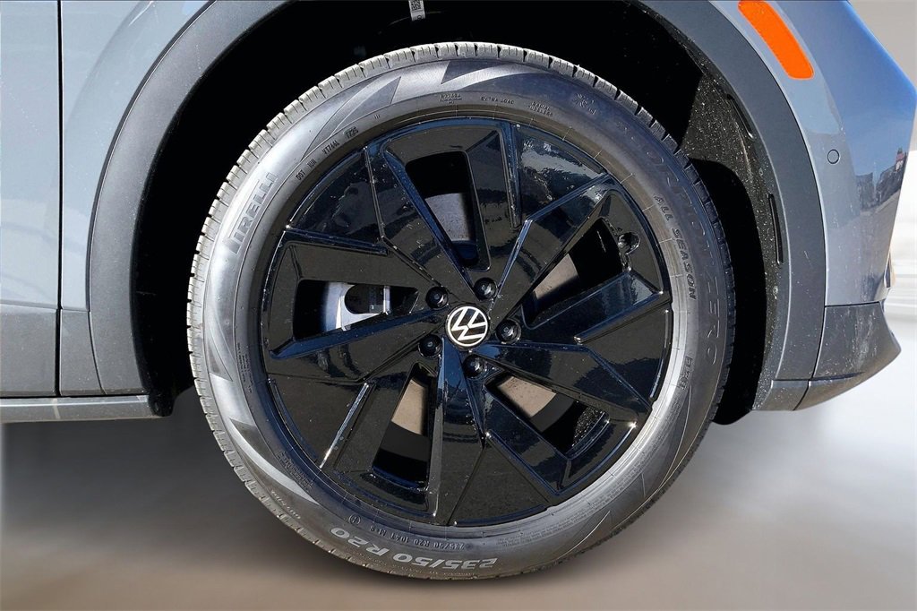 New 2025 Volkswagen ID.4 Pro S image 13