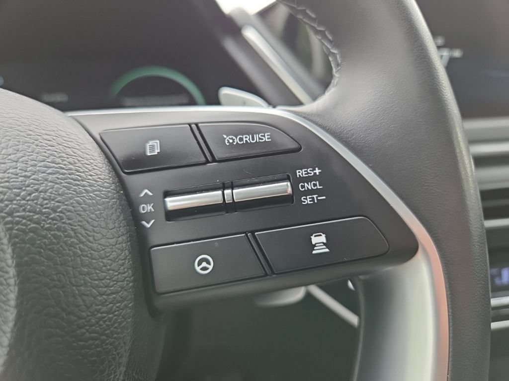 Certified 2023 Hyundai Sonata Limited FWD image 36