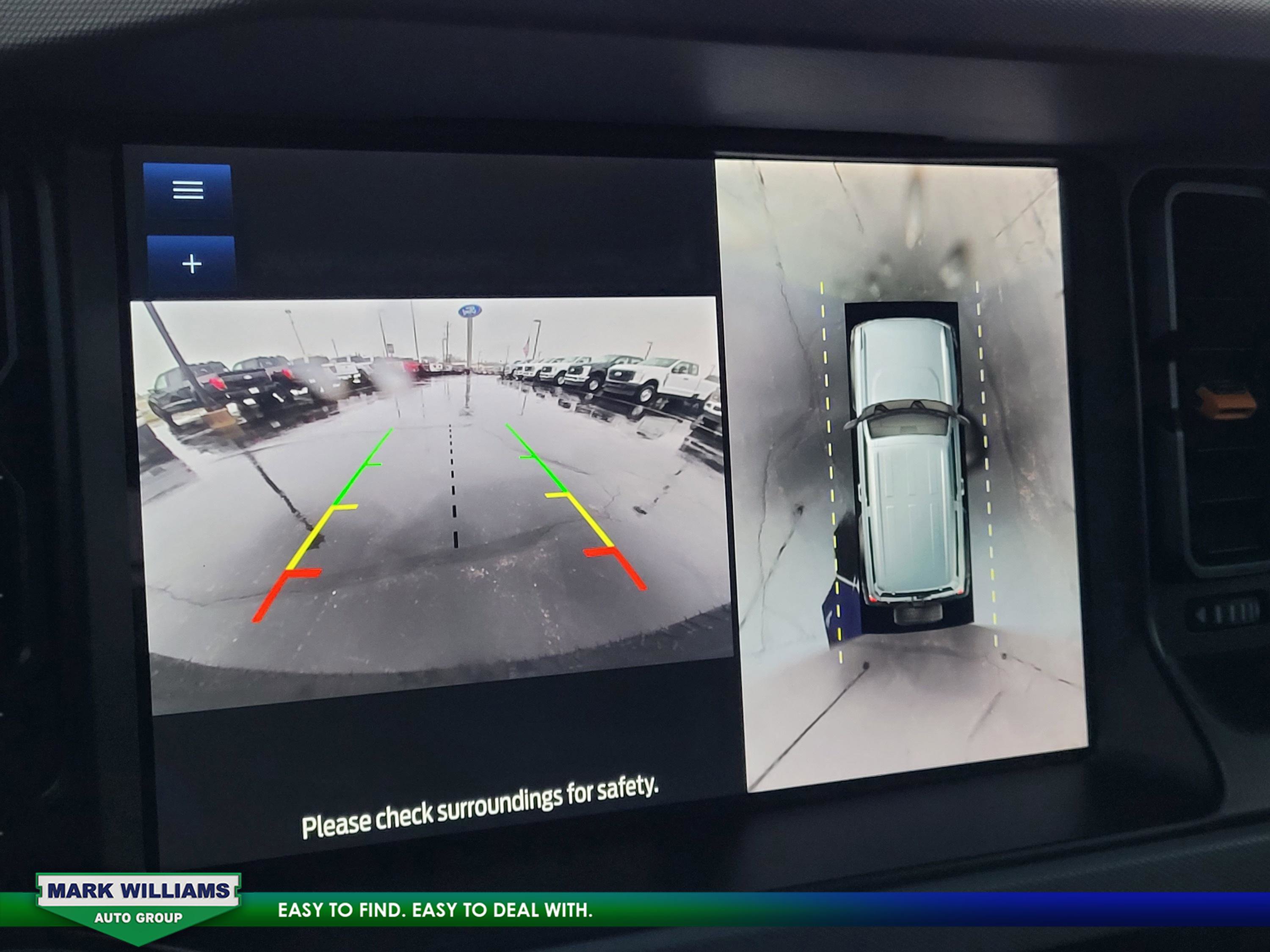 Used 2023 Ford Bronco Badlands image 23