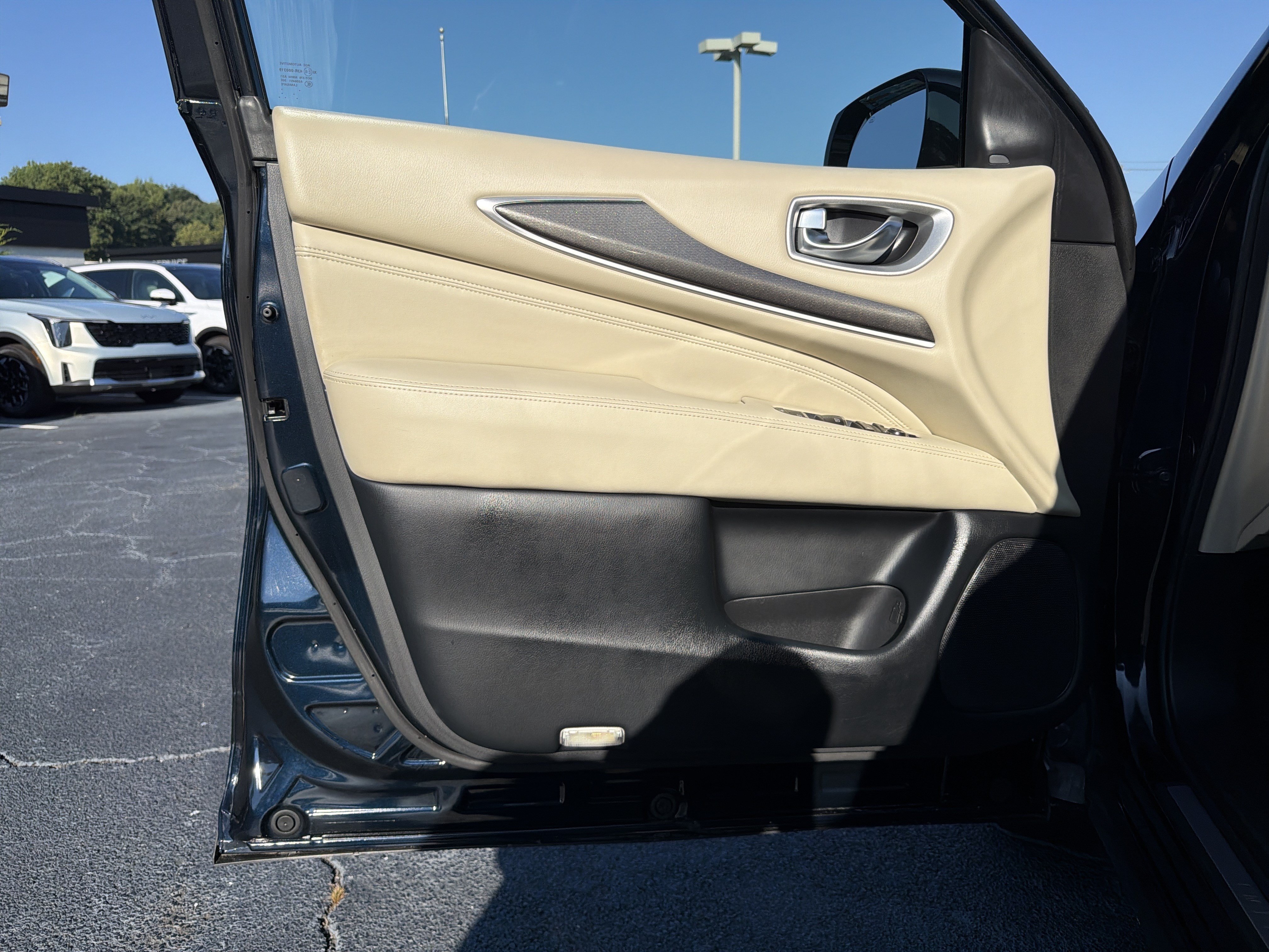 Used 2020 INFINITI QX60 Pure FWD image 11
